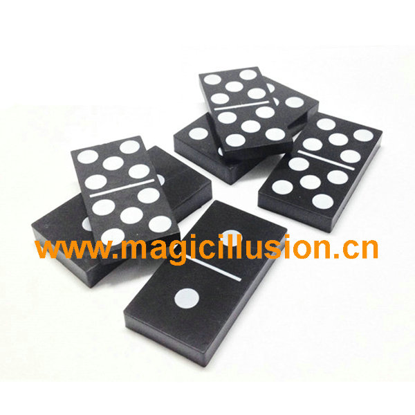 Domino dice；Dancing Dominoes magic tricks